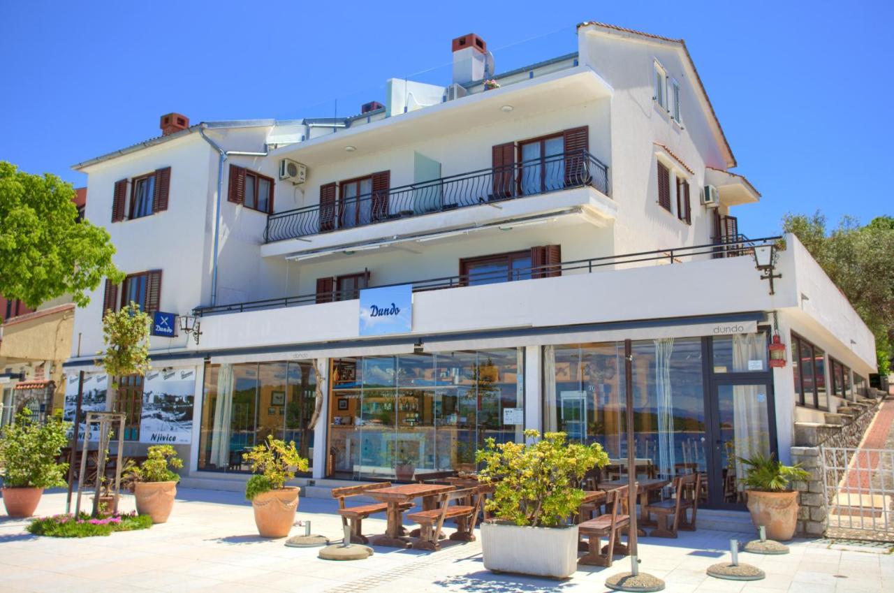 Apartments Dundo Njivice Exterior photo